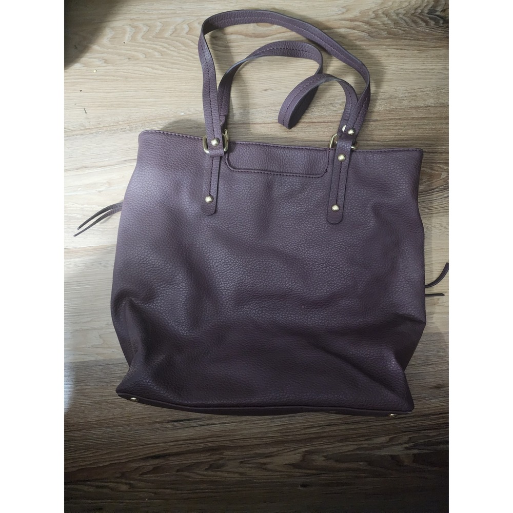 Relic by Fossil Plum Purple Pebbled Faux Leather Tote Bag Gold Hardware Tassel